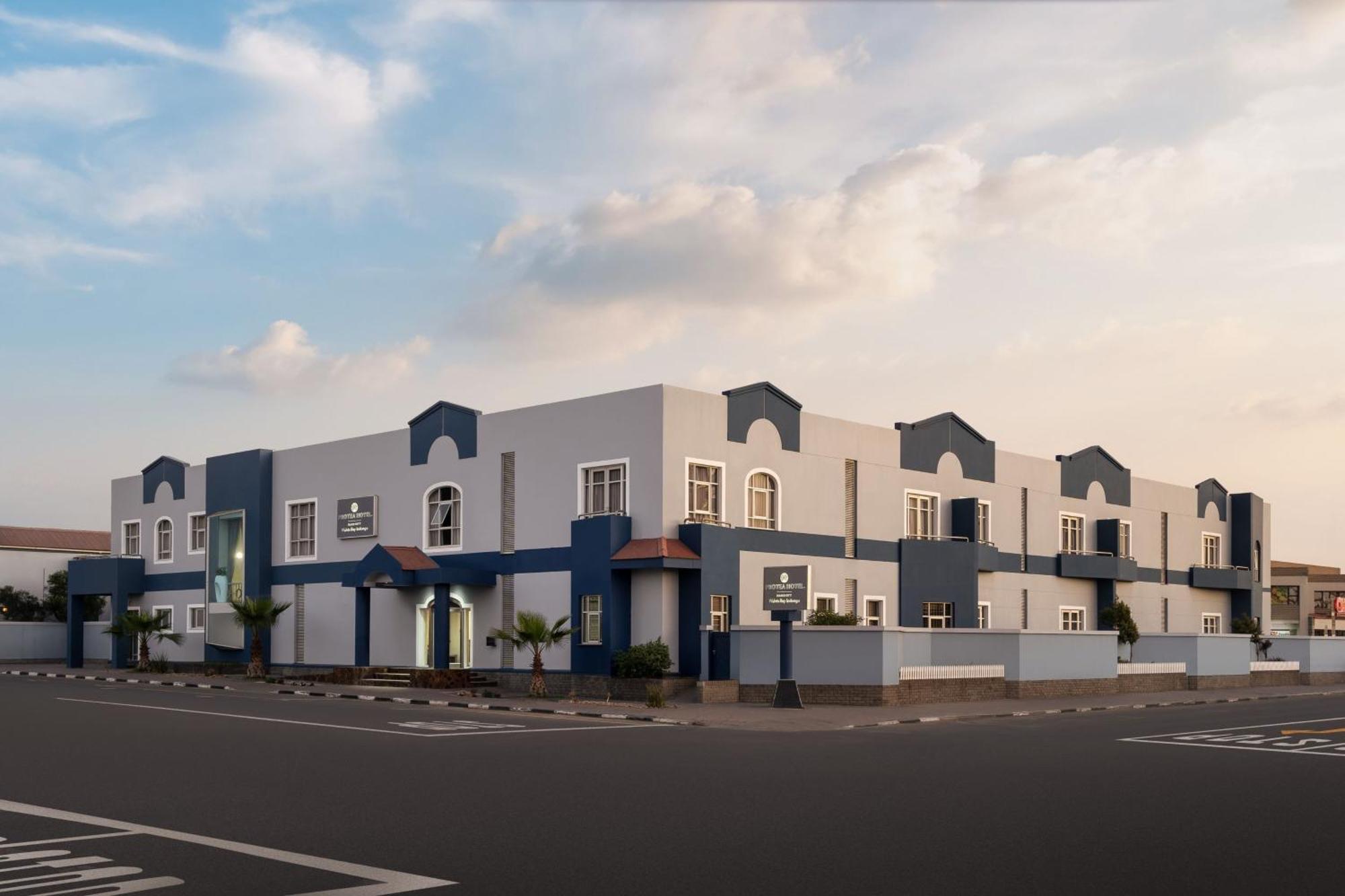 Protea Hotel By Marriott Walvis Bay Indongo מראה חיצוני תמונה