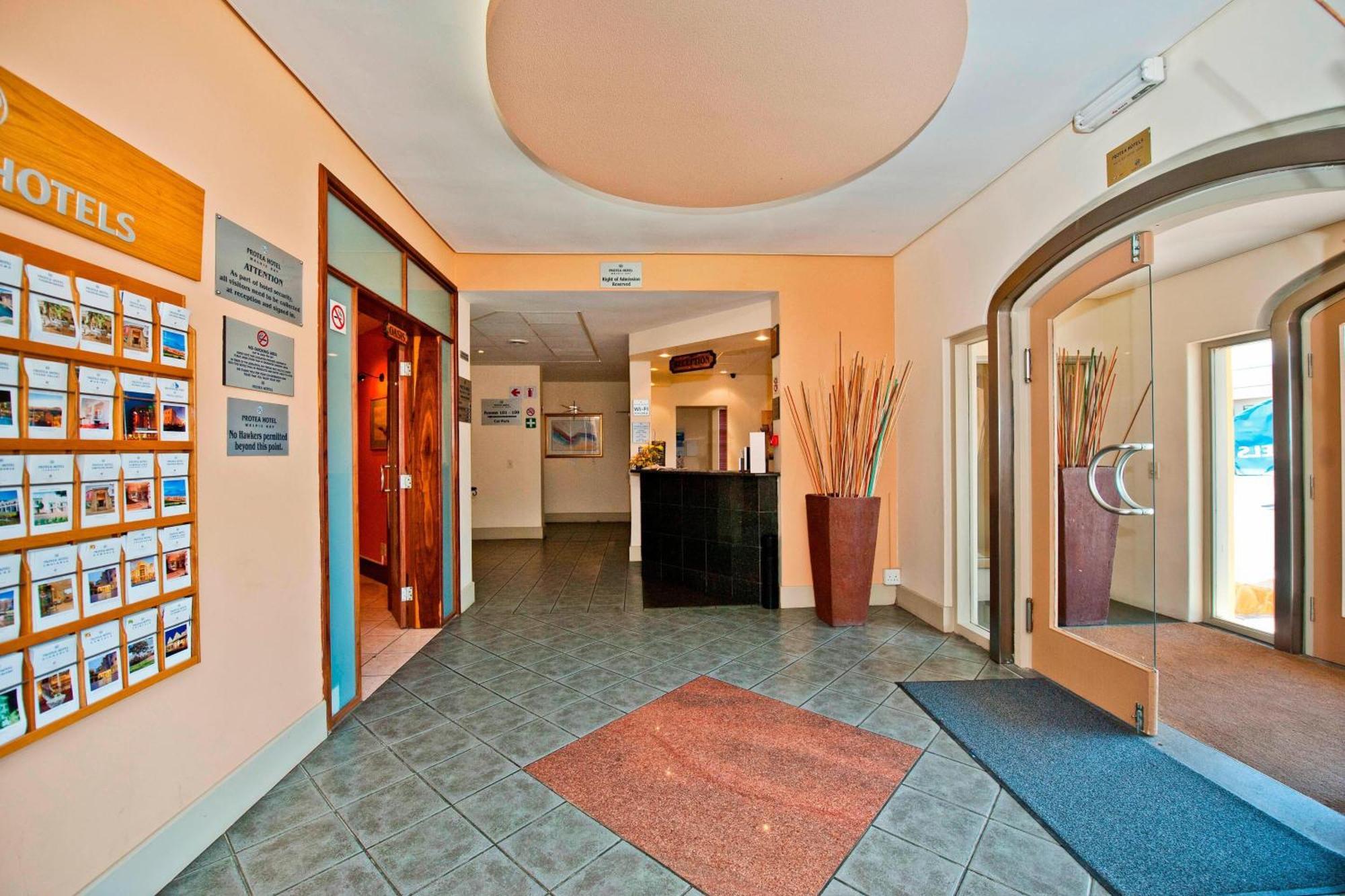 Protea Hotel By Marriott Walvis Bay Indongo מראה חיצוני תמונה